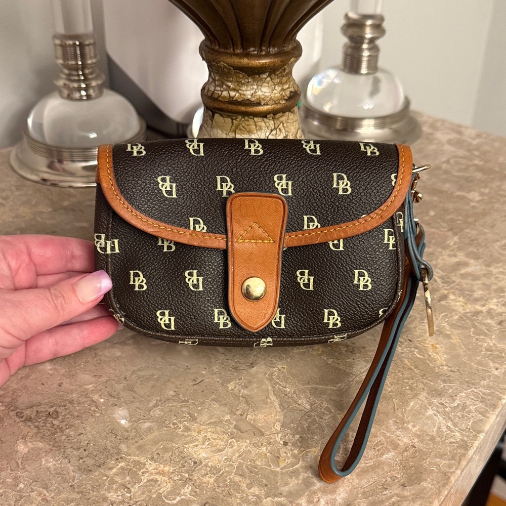 Dooney & Bourke Black Wristlet